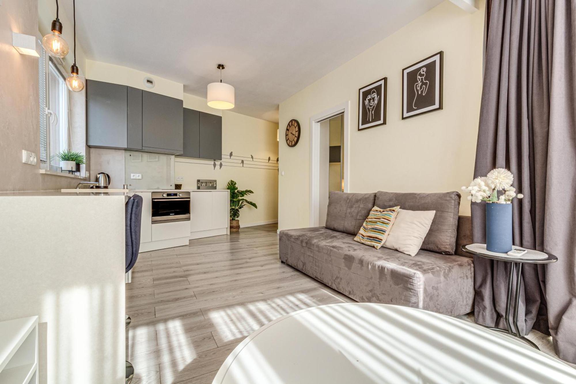 Rentplanet - Apartament Wszystkich Swietych Breslávia Exterior foto